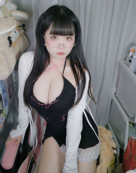中文字幕不卡人妻综合久久_1080高清迅雷在线观看