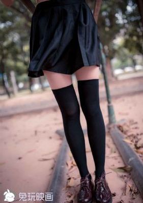 女人18毛片AAA片水真多_高清免费观看最新