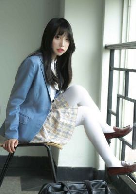 白色丝袜没脱就开始啪啪_蓝光在线观看视频