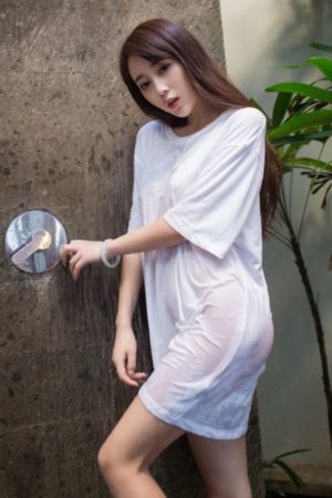欧美另类巨大_720免费在线播放
