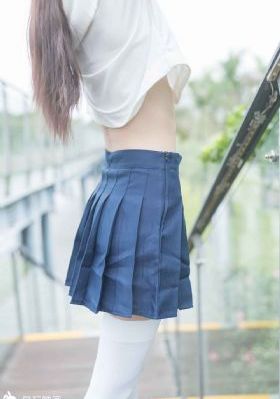 国产AV老师无套白丝AV调教_超清免费在线播放