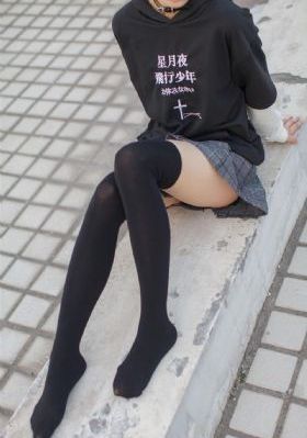 欧美野外猛男的大粗鳮_BD英语在线播放观看
